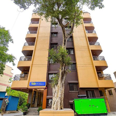 Fabhotel Gaurav Galaxy Pune Exterior foto