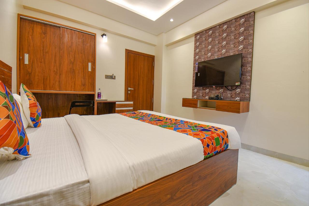 Fabhotel Gaurav Galaxy Pune Exterior foto
