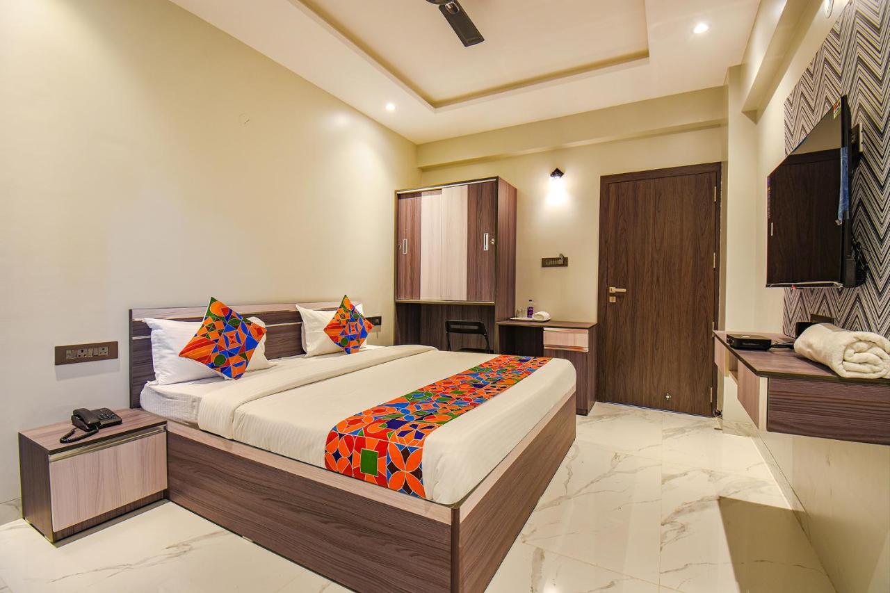 Fabhotel Gaurav Galaxy Pune Exterior foto